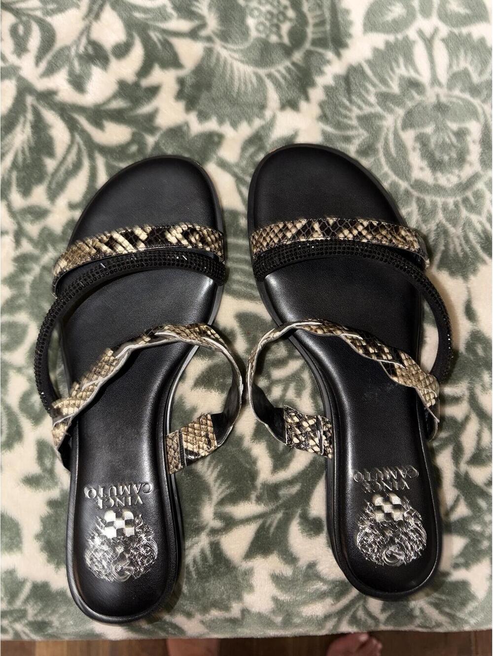 Vince Camuto Arjuela Snake Print Rhinestone Flat Sandals Size 8M EU39